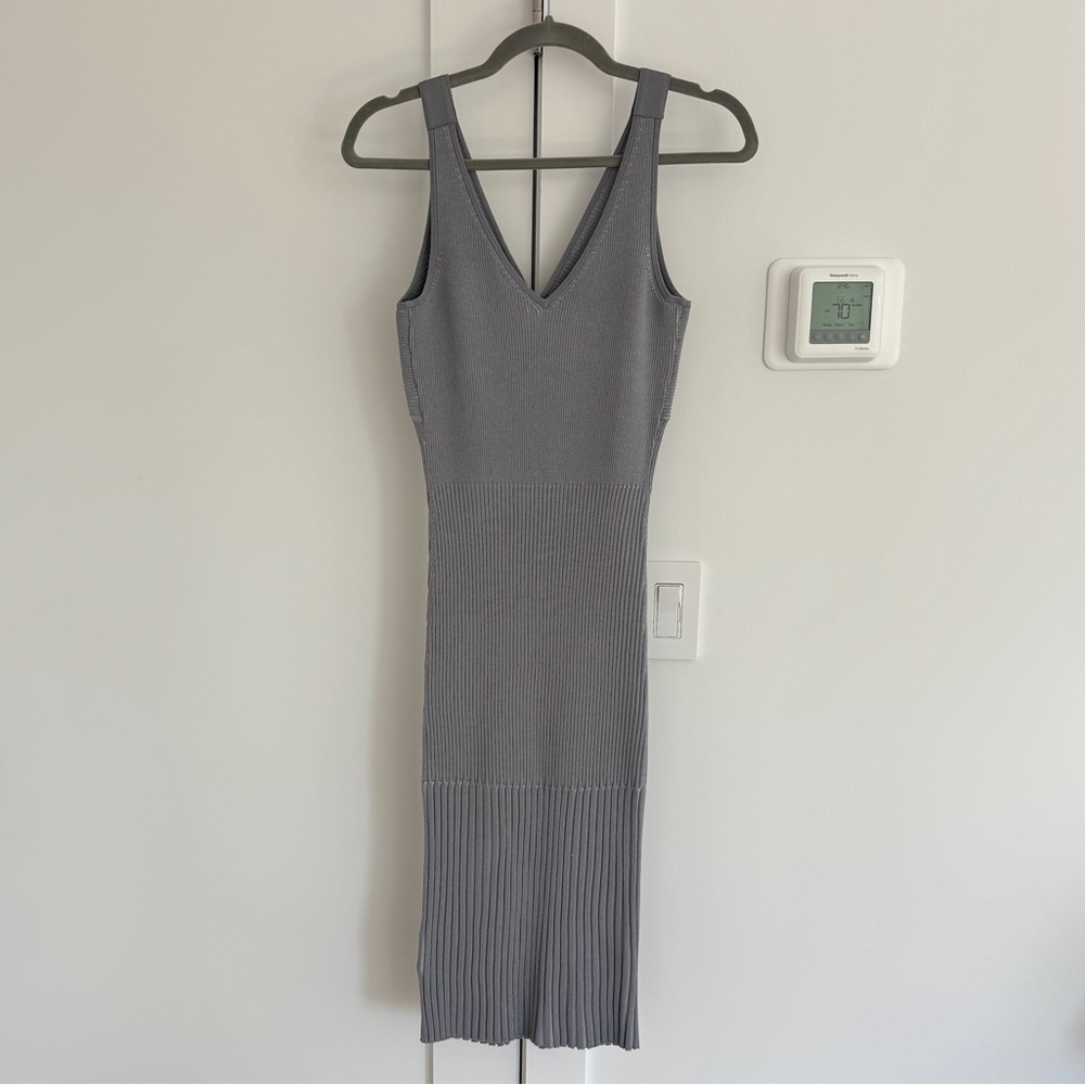 Club Monaco Ribbed Dress - Picture 5 of 6